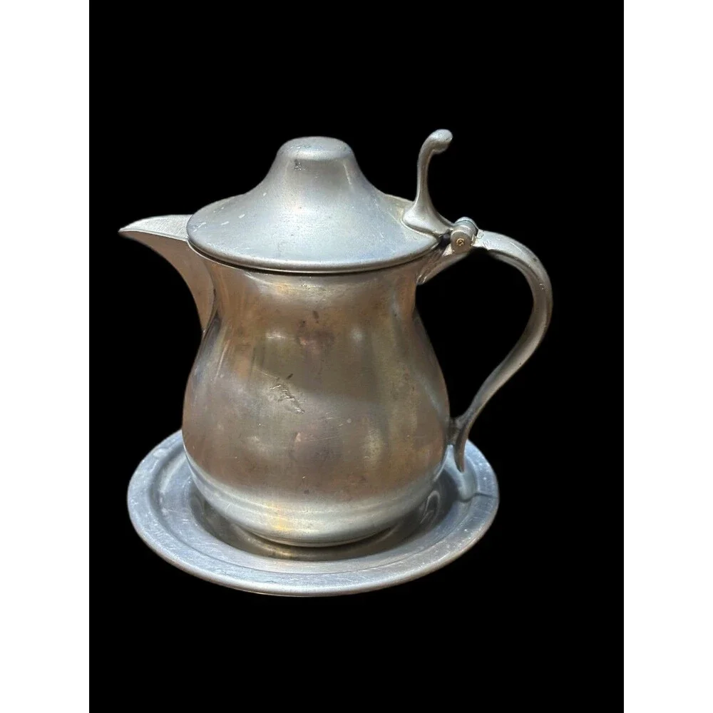 Vintage Woodbury 8oz. Pewter Creamer Or Syrup Pitcher With Hinged Lid And Tray